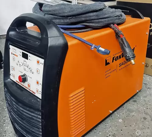Аппарат аргонодуговой сварки FOXWELD SAGGIO TIG 300 AC/DC PULSE DIGITAL 940133
