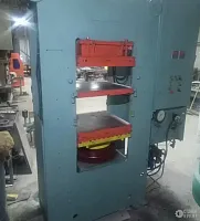 Вулканизационный гидравлический пресс 250-600