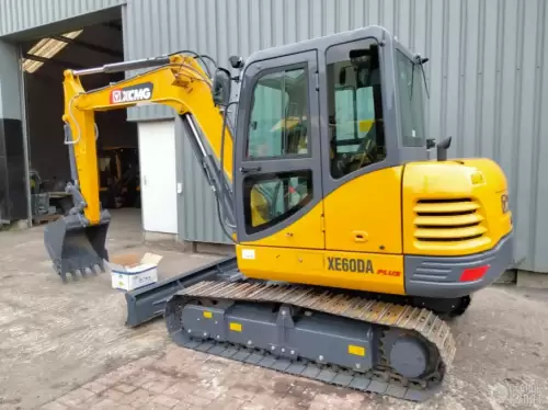 Мини-экскаватор XCMG XE60DA 870118 фото 2