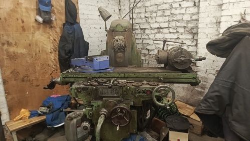 Фрезерный станок 6М82Г 300101