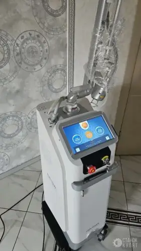 Фракционный CO2-лазер DERMAXEL 750134